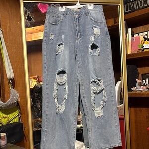 Distressed Baggy Jeans